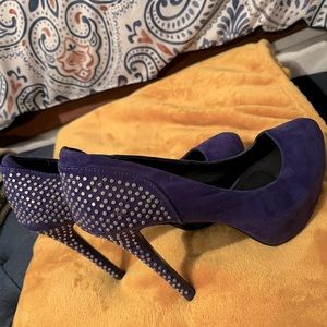 Purple Steve Madden studded heels SZ 8